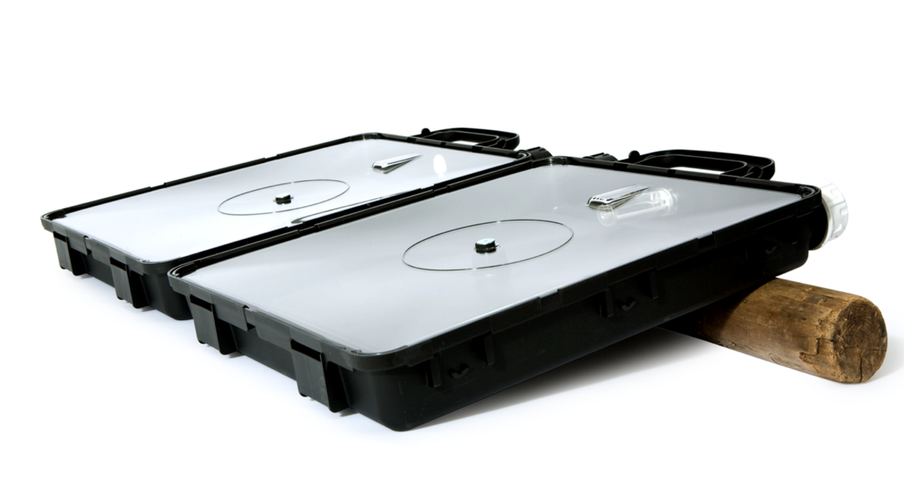 The device treats water within 2 hours under the right outside temperature conditions