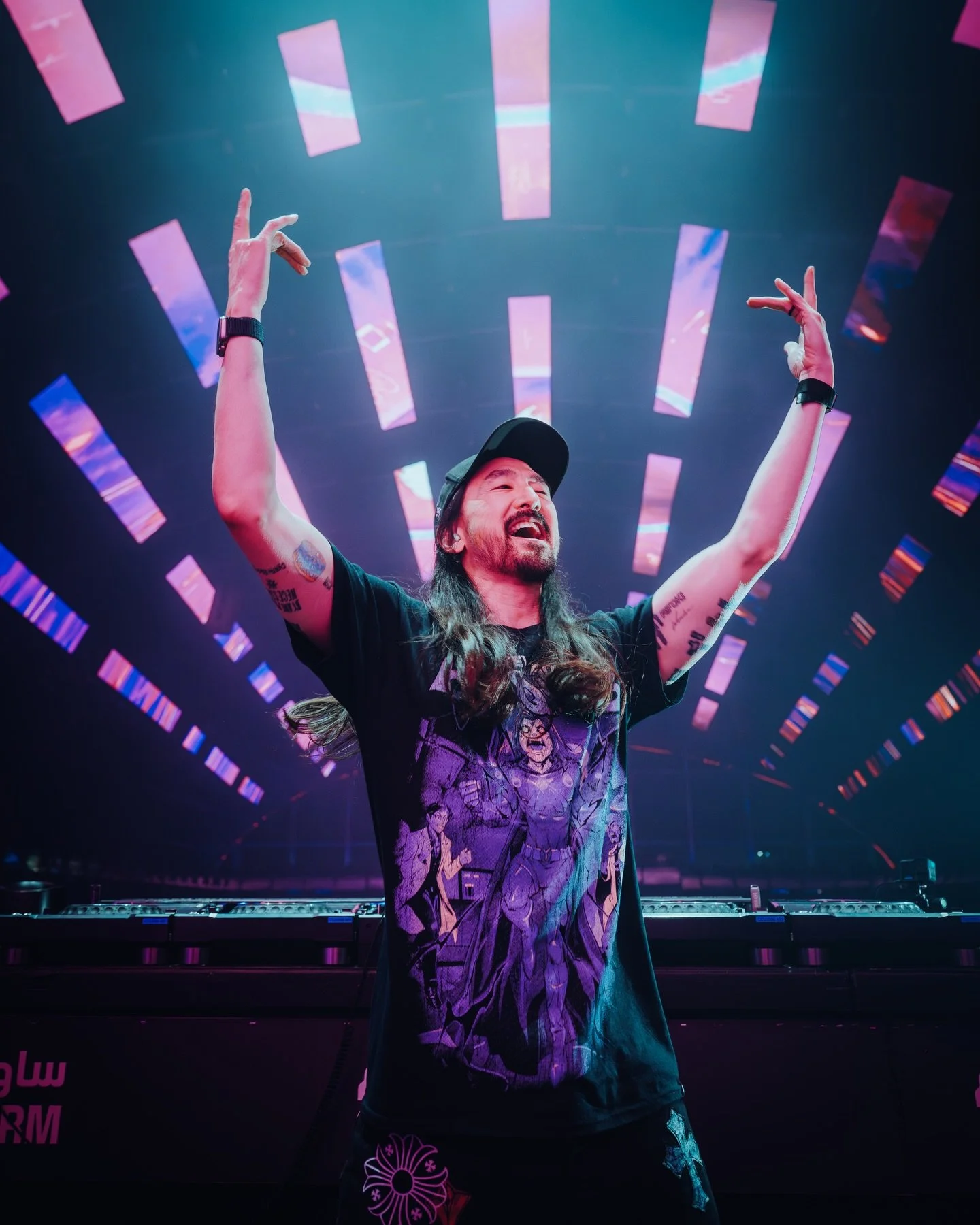 A fun little trip to Saudi Arabia for 2025 @mdlbeast / @mdlbeast.soundstorm with @steveaoki This was my first year shooting for an artist. The past years I was part of the official team covering the entire festival. It&rsquo;s great to be able to see
