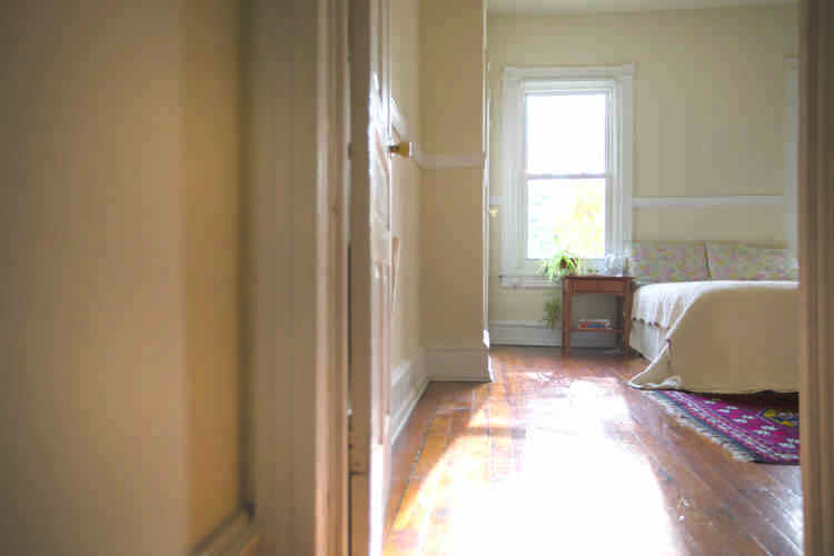 Minimalism: Can fulfillment be found in an empty room?