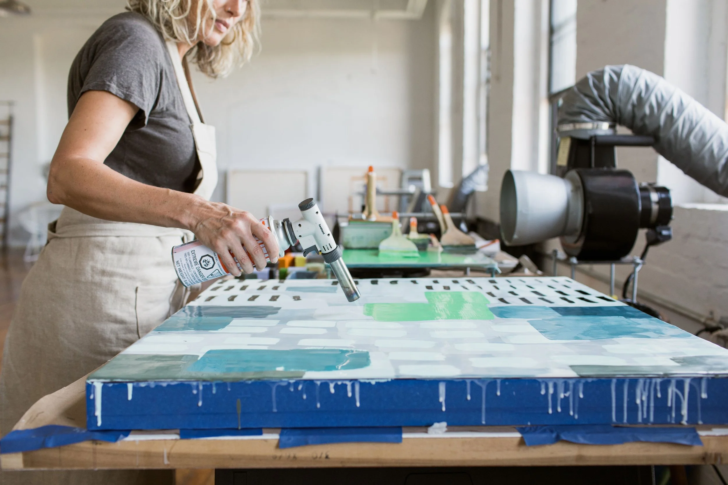 Artist Insights: Smooth Surfaces with Dietlind Vander Schaaf