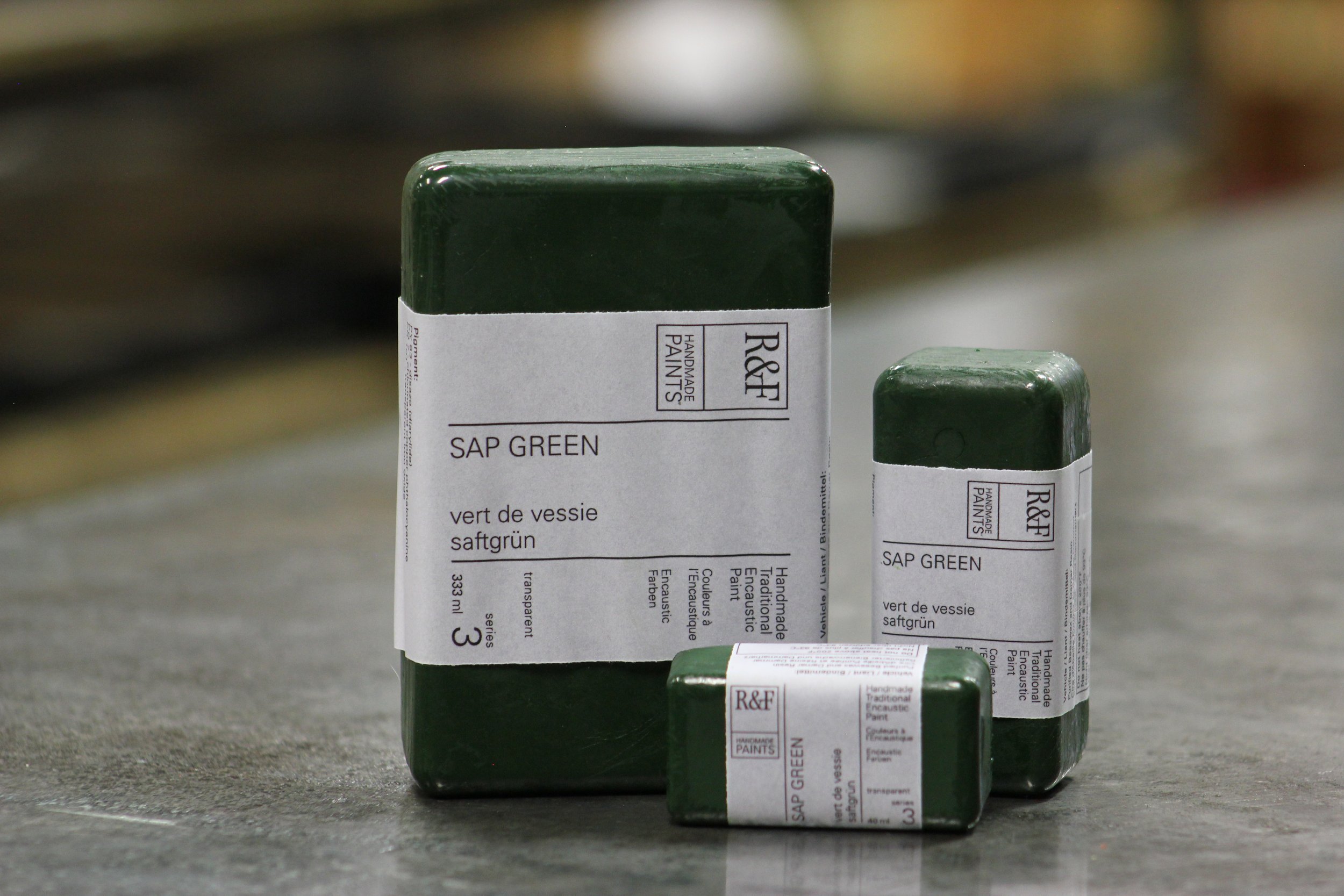 Sap Green

 

 The original Sap Green, dating back to medieval times, was a watercolor pigment made from buckthorn berries, mixed with alum into a thick, sap-like syrup. Like the original, ours has a dark earthy mass tone and a rich yellow-green unde
