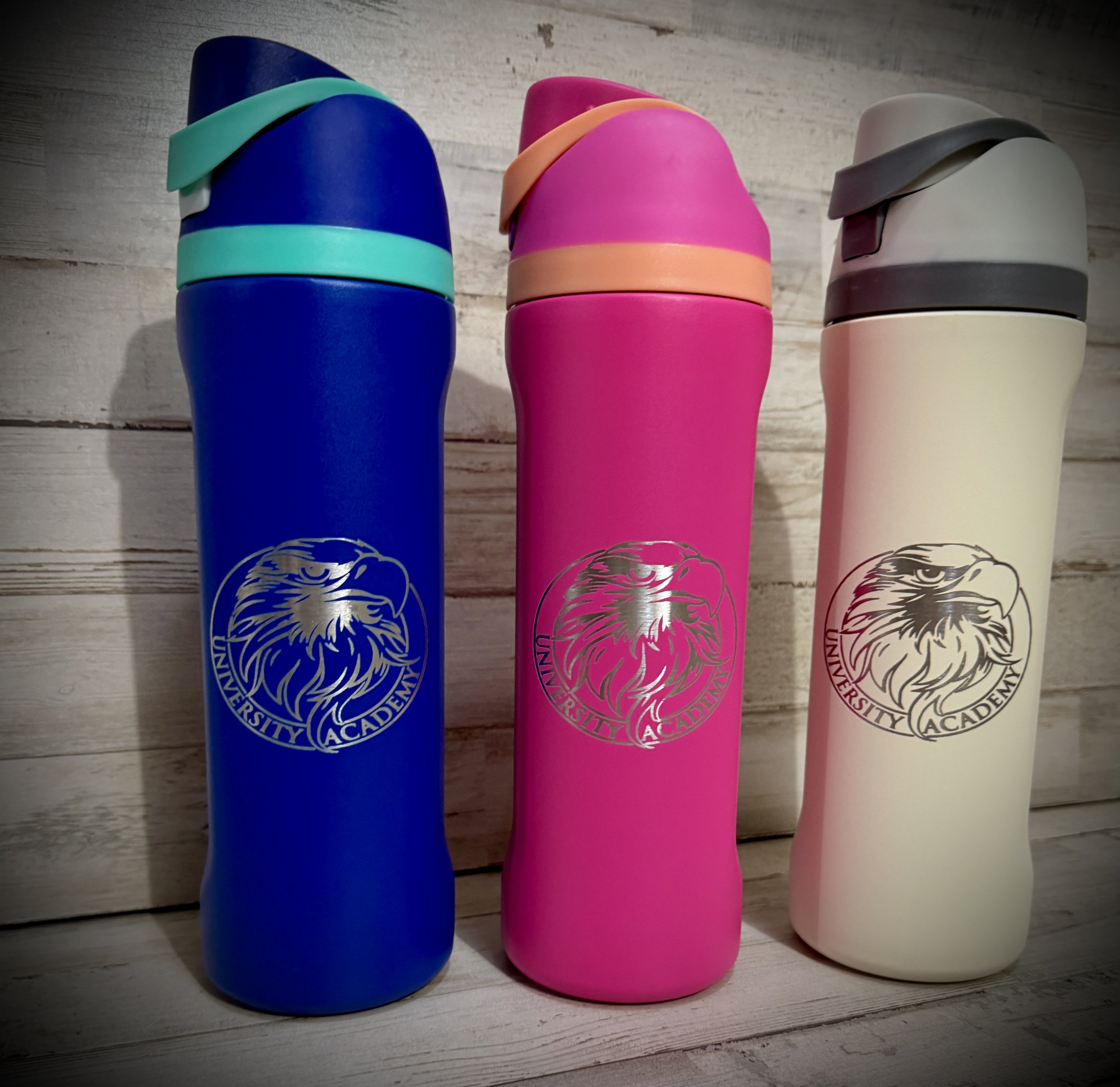 Eagles LOGO plus name personalized 24oz