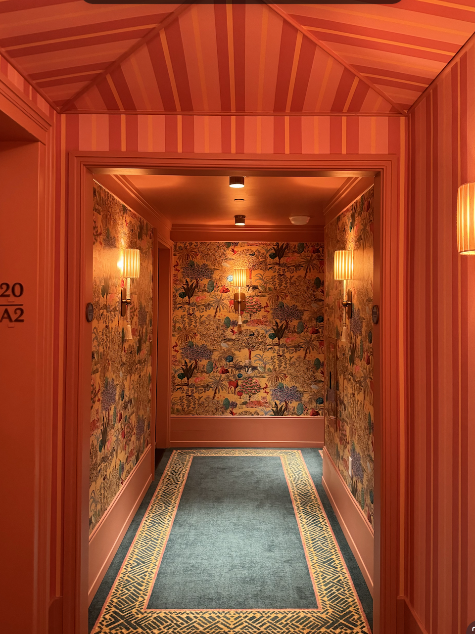 Fifth AVenue Hotel.webp