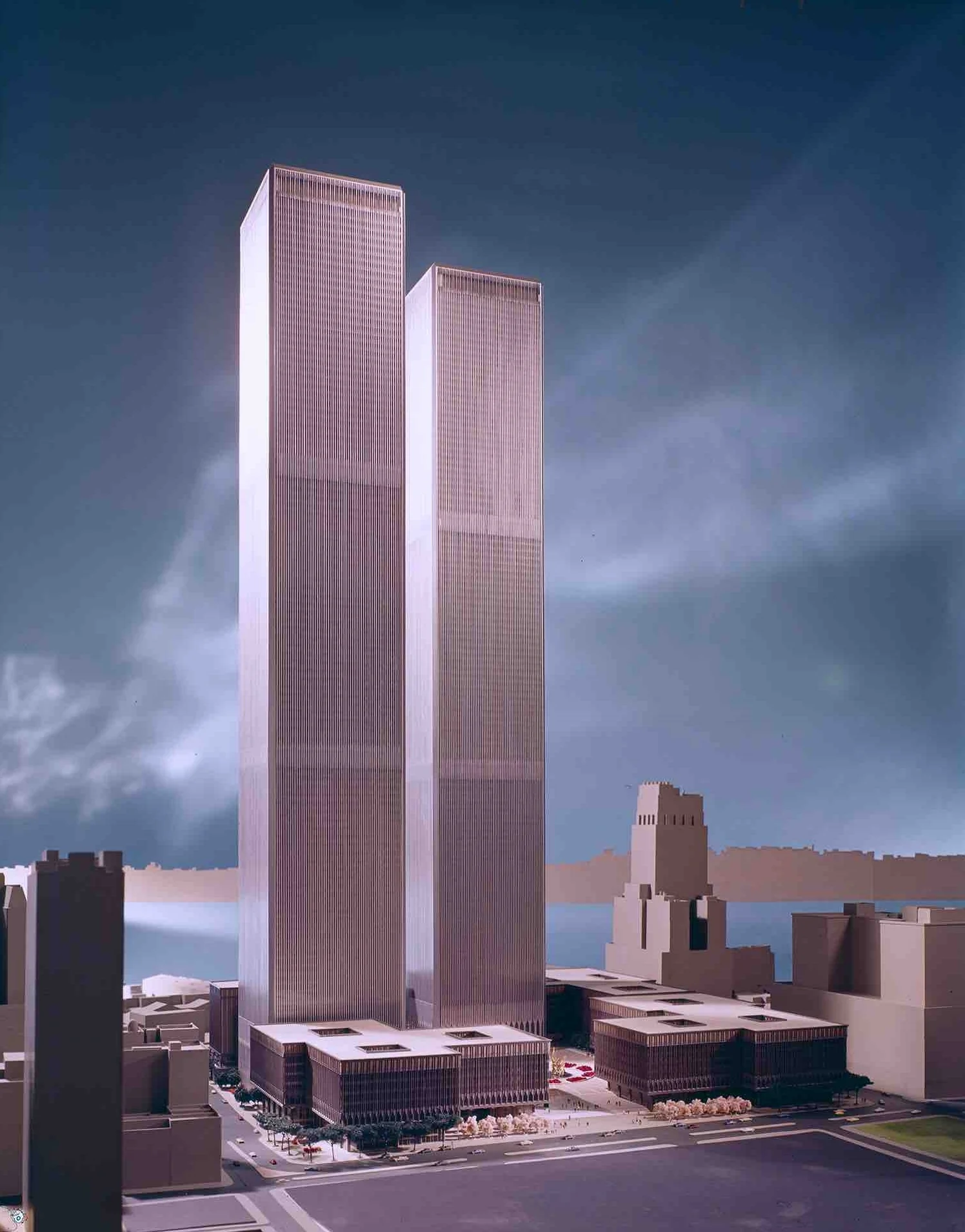 Minoru Yamasaki, World Trade Towers (New York, NY) 1973