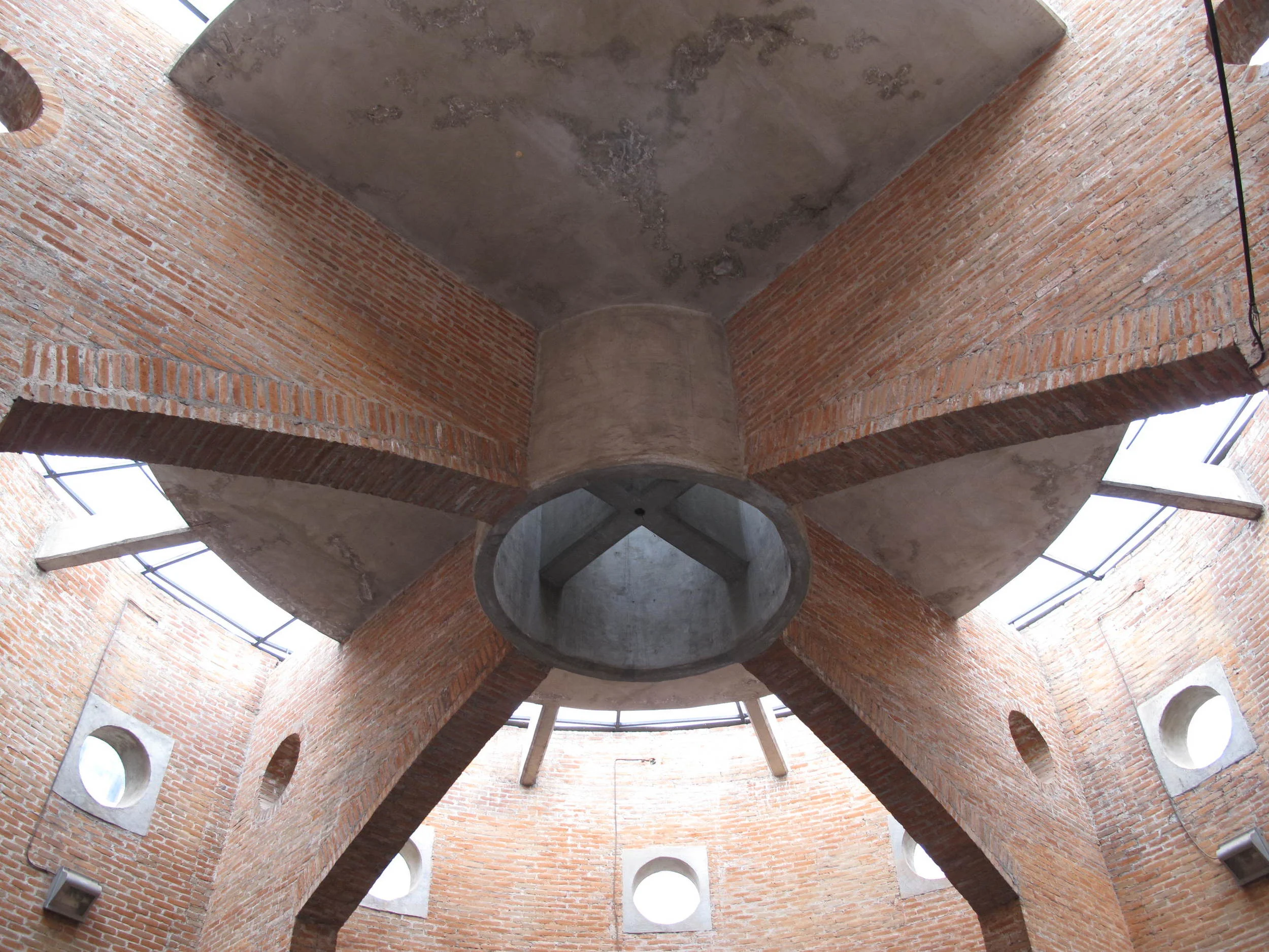 f0532163.jpg
