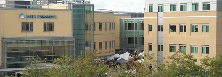 Kaiser_Medical_Center_Santa_Clara2.jpg