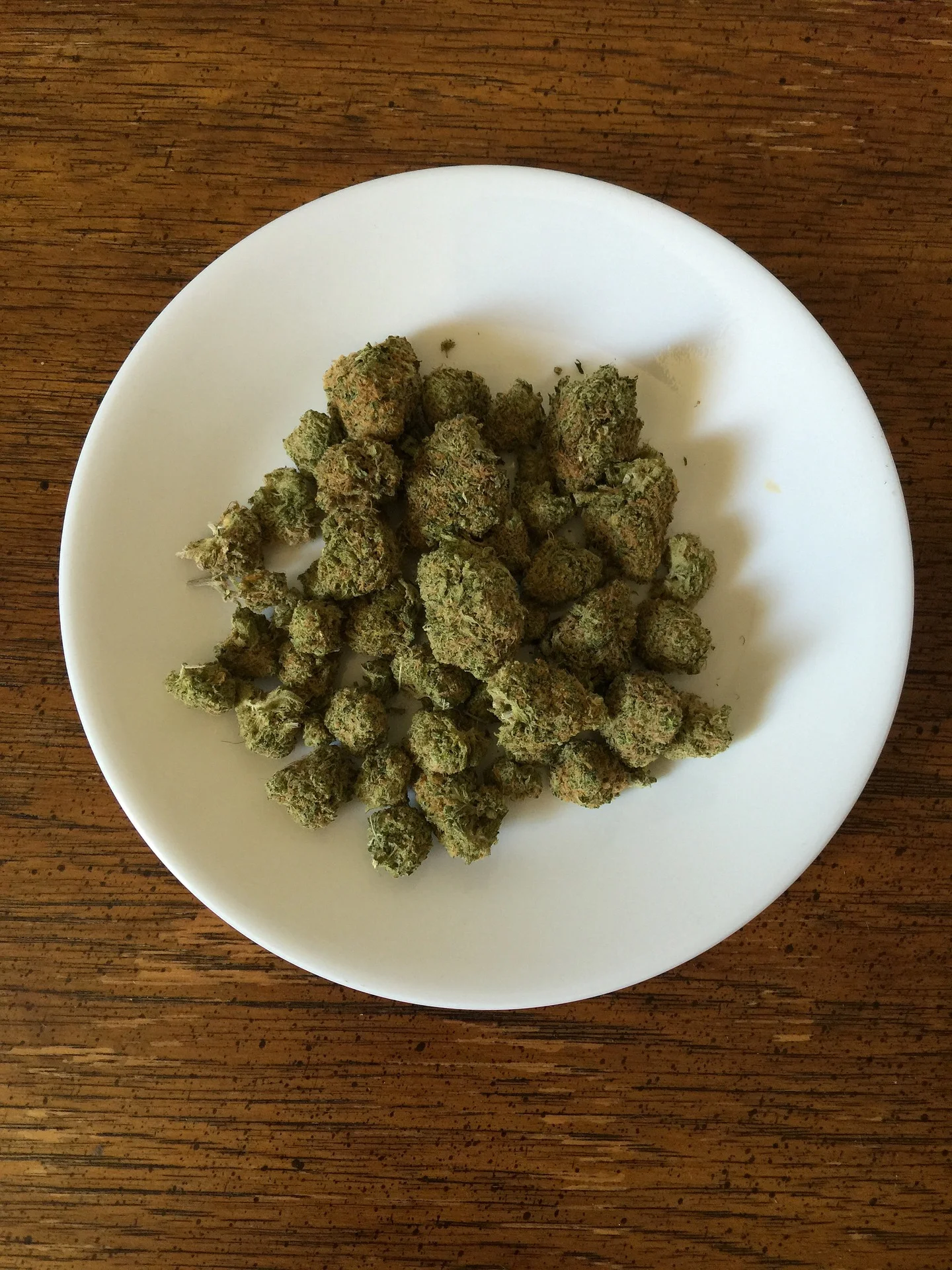 cannabis-1418344_1920.jpg