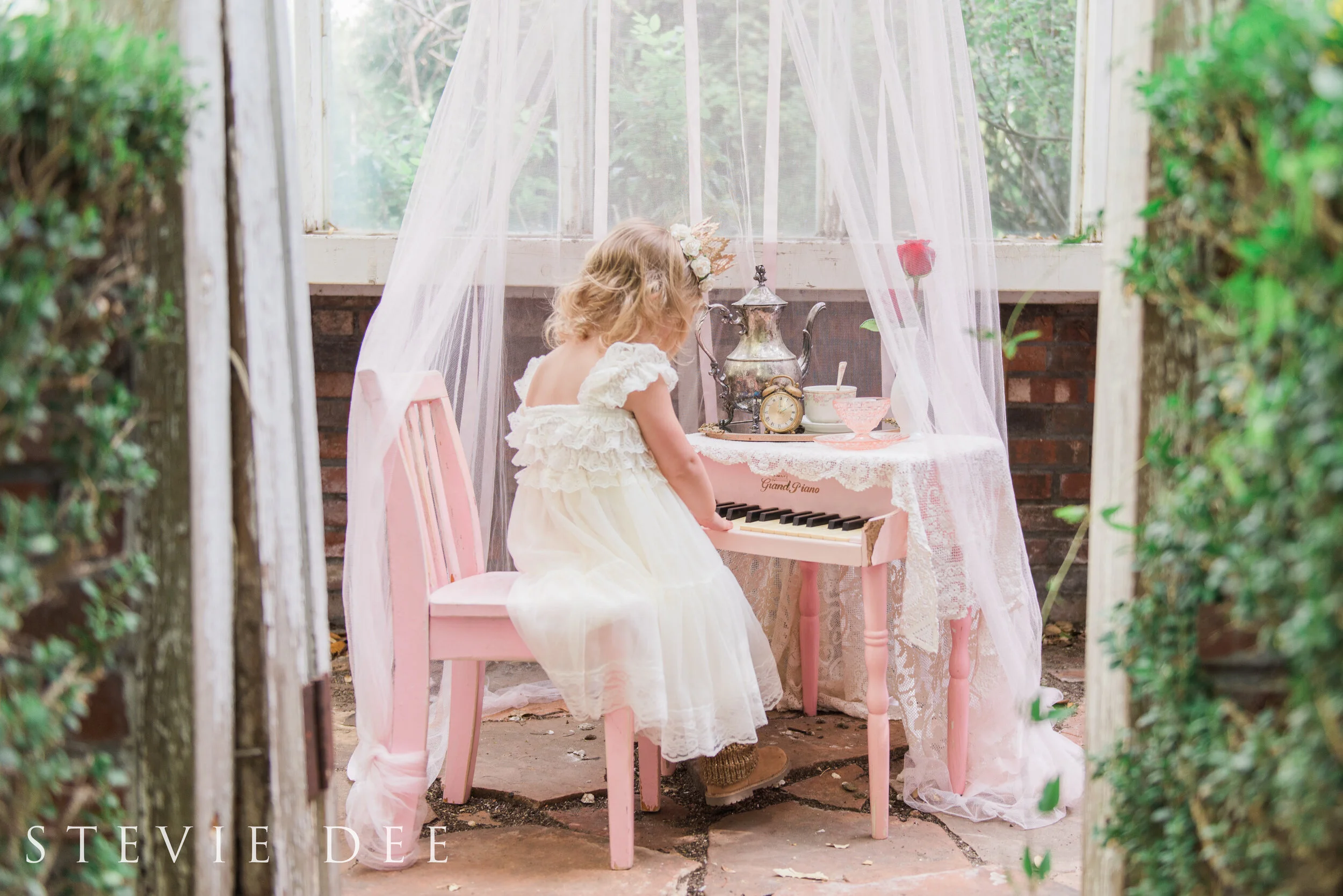 An Enchanting 2nd Birthday ||  The Humphrey's Estate Temecula, Ca || Temecula Family Photographer || Stevie Dee Photography