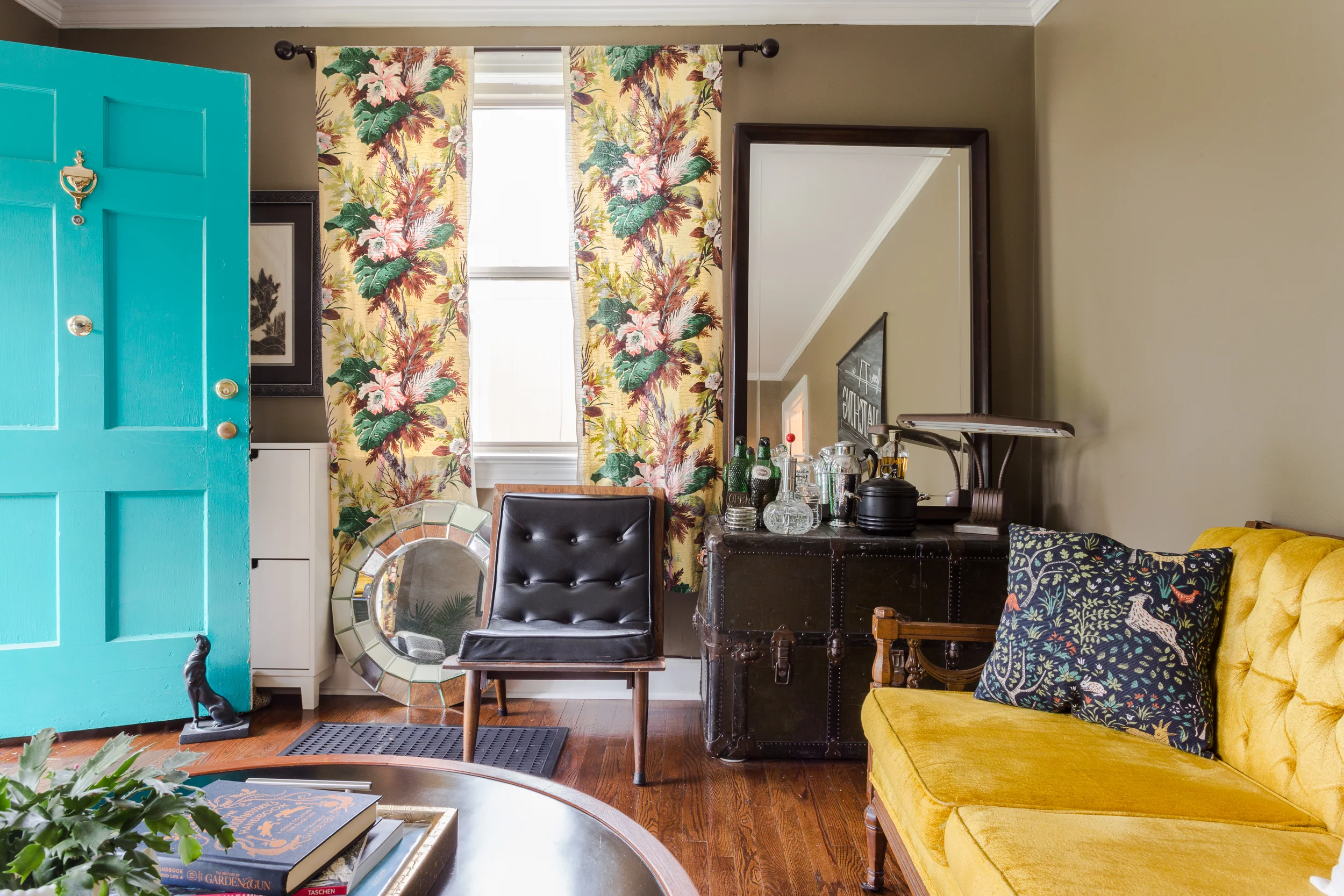 Photo by Julia Steele for Apartment Therapy