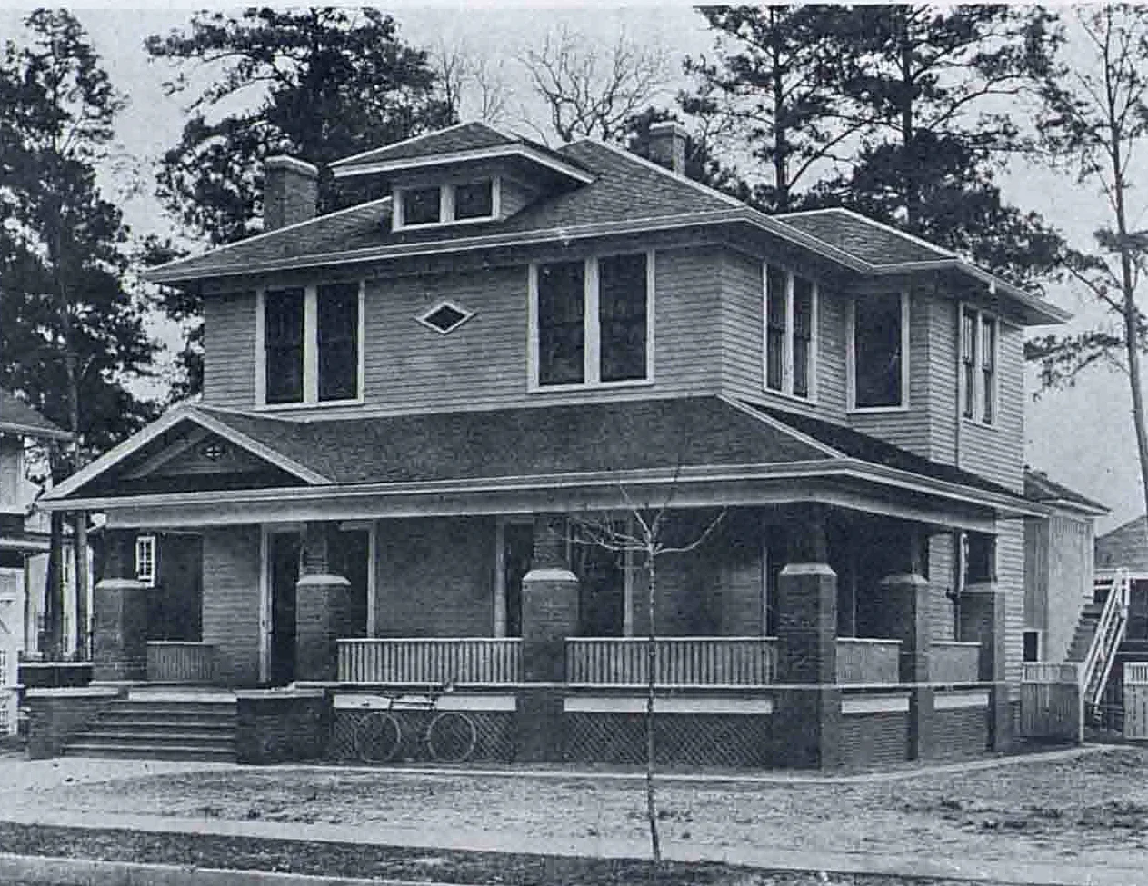 3222 Morrison Street