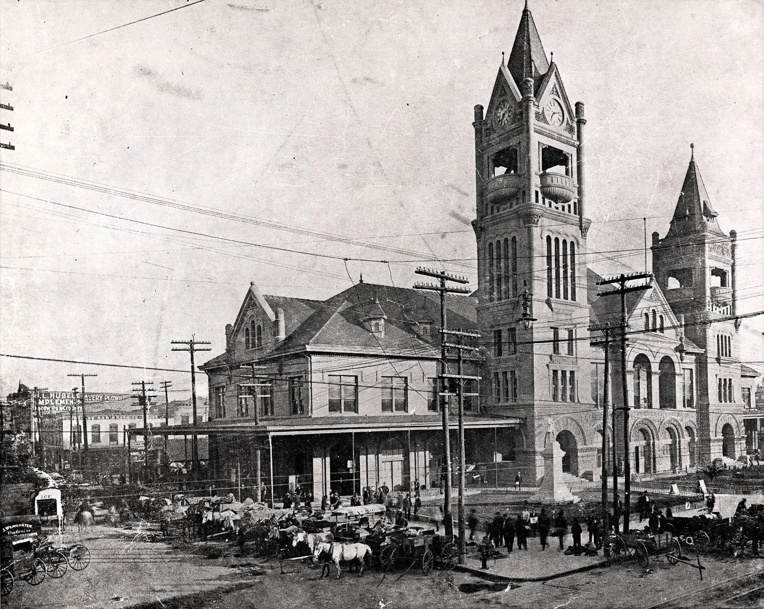 The Baker-Meyer Building was constructed facing the City Hall and Market Tower, shown here in 1904. City Hall and Market House, Image 5. 1904. Special Collections, University of Houston Libraries.