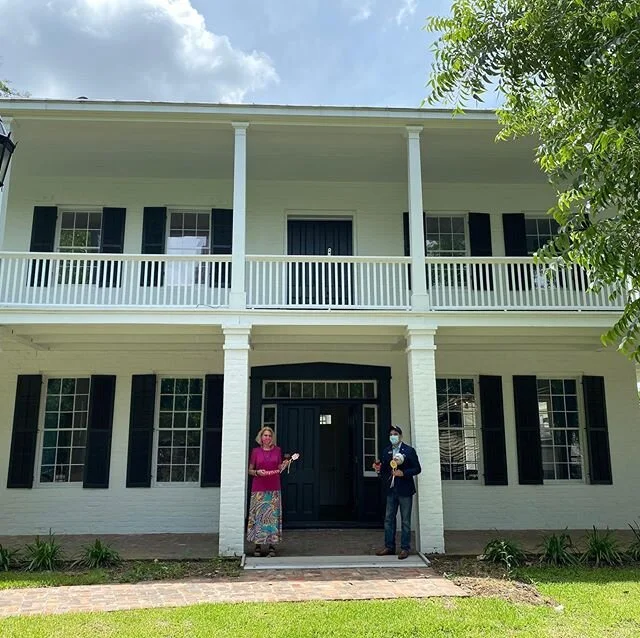 Help @heritagesociety celebrate our 66th anniversary this Thursday, June 4th from 5pm-8pm and tour the newly renovated 1847 #KellumNobleHouse the OLDEST home in #Houston on its original site, enjoy @saintarnoldbrewing 🍺@bollohouston 🍷🍽@pepperonis_pizza 🎼 #LiveMusic and VIP tours on @mistermckinneyshistorichouston &lsquo;s famous @houstonhistorybus 🚌 Tickets at: www.HeritageSociety.org