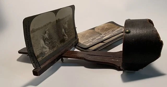 Did You Know&hellip;
That a stereoscope and stereopticon are two different objects? Many people use these terms interchangeably, but they are two very different items.

The stereoscope is an instrument, usually hand-held, with two eyepieces at one end and a holder for a stereograph card (like a postcard) at the opposite end. The image on the postcard is given a three-dimensional effect when viewed through the eyepieces. 
A stereopticon is a magic lantern (projector) that also uses double pictures, but to produce dissolving views on a screen. Stereoscopes are part of The Heritage Society&rsquo;s Collections but we do not have any stereopticons.

#theheritagesociety #stereoscope #history #houstonhistory #houston