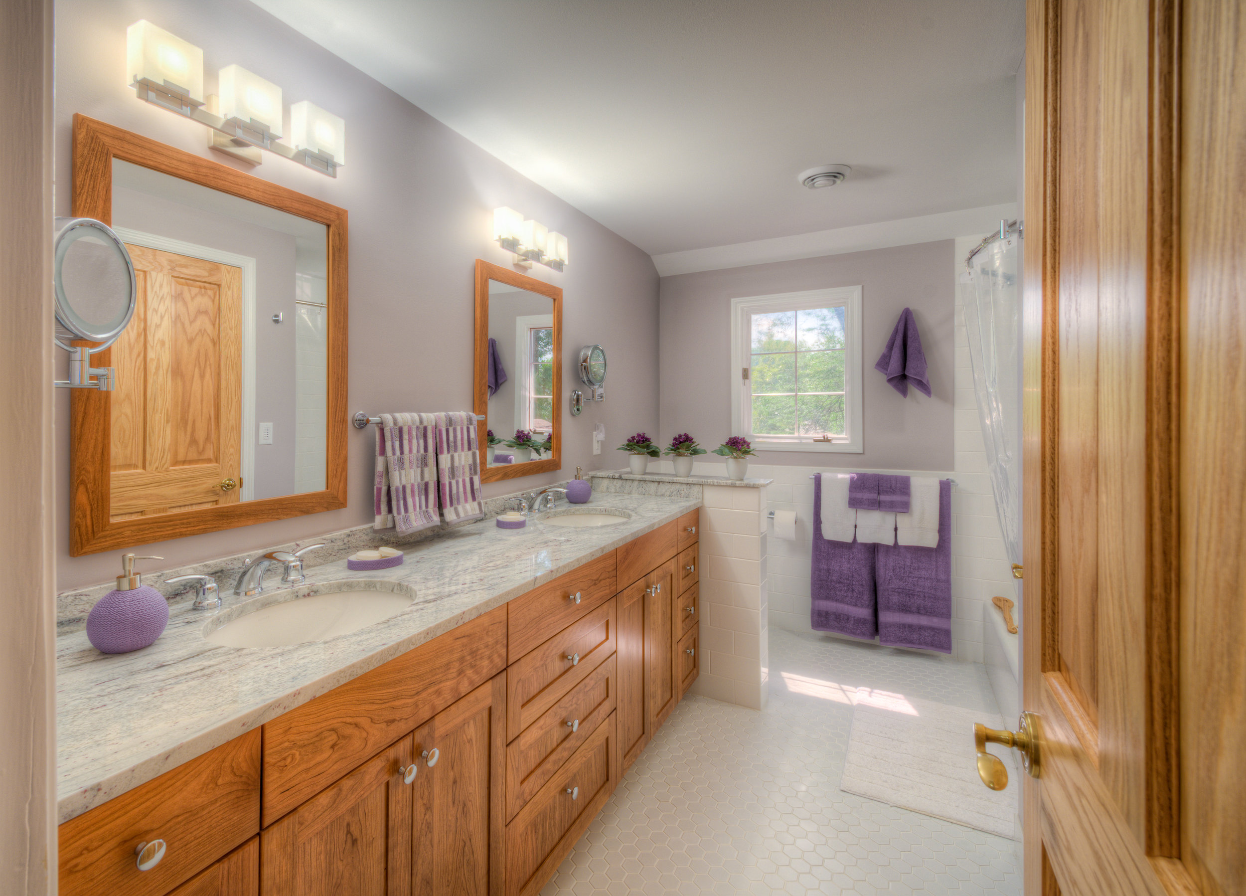 Bathroom & Study Remodel: Waldenwood