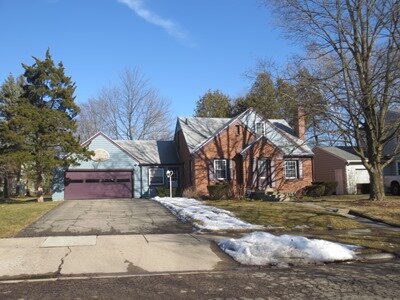 Dormer Addition: Maywood