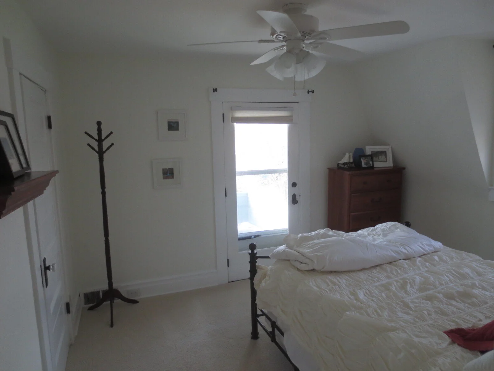 Master Bedroom to balcony 03 Before.JPG
