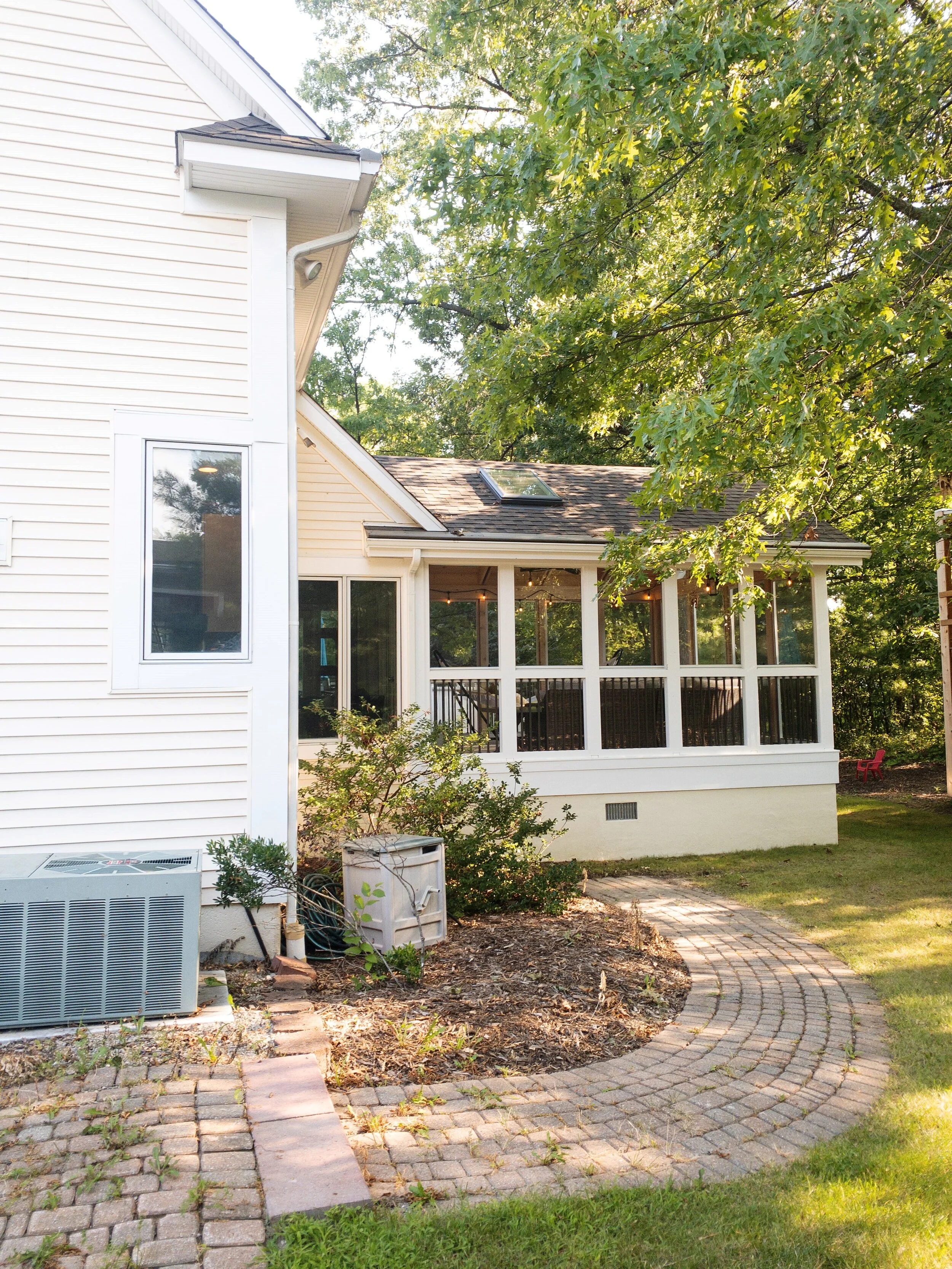 Ann Arbor Screened Porch Addition 003.jpg