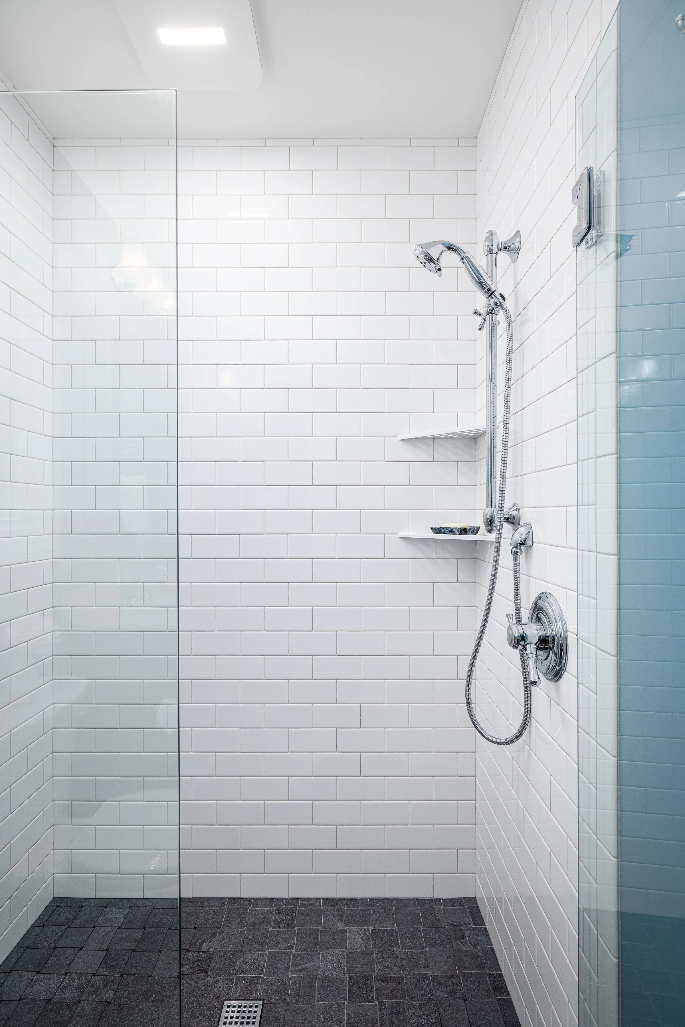 black-mosaic-tile-floor-white-tile-shower-ann-arbor.jpg.jpg