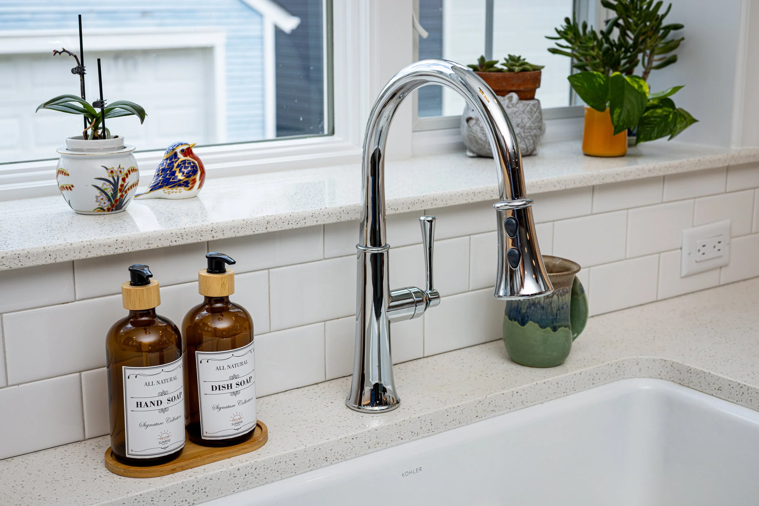 polished-chrome-pull-down-faucet-white-farmhouse-sink.jpg.jpg