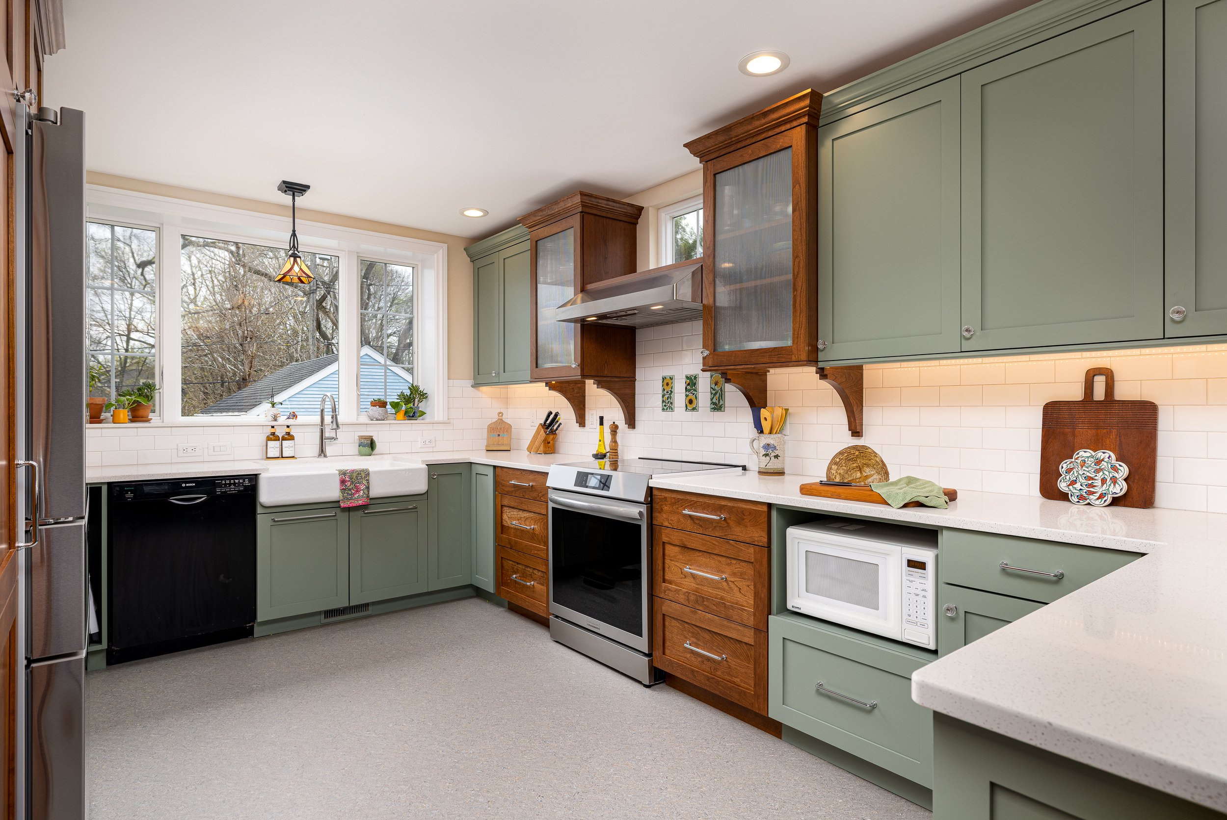 Kitchen &amp; Mudroom Addition: Eberwhite 
