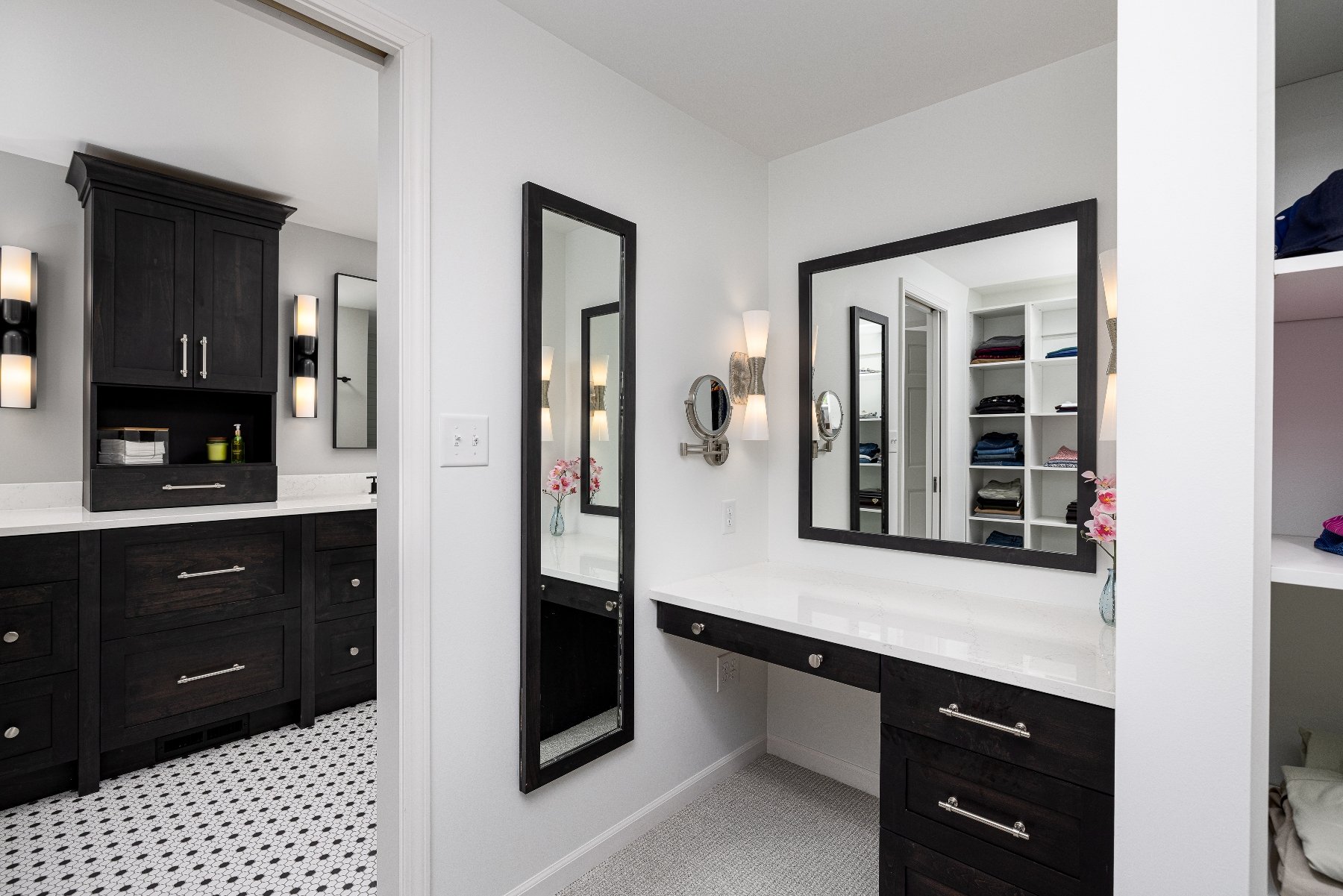 045 vanity-area-primary-suite-addition-ann-arbor.jpg.jpg