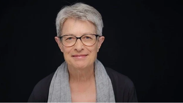 Petra Burchard Rides to Camelot