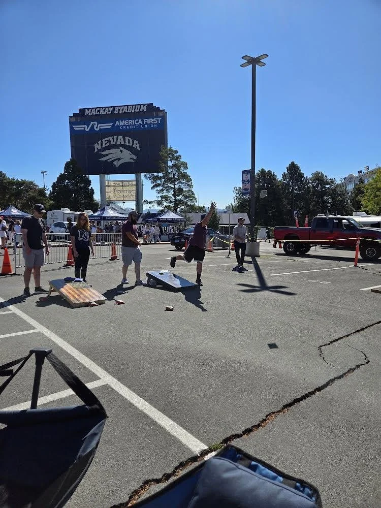 Some more cornhole competition fun!