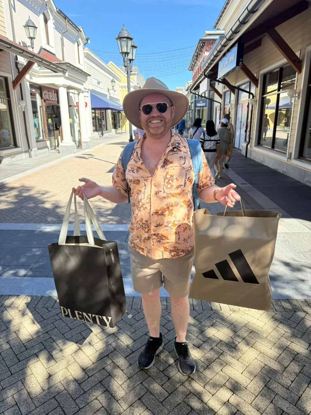 OUTLET MALL DAY!!