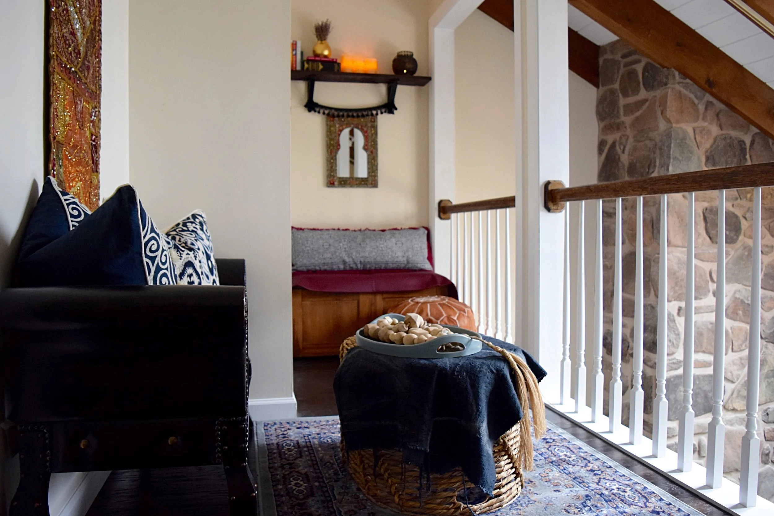 Eclectic Country Cabin, Upstairs Nook