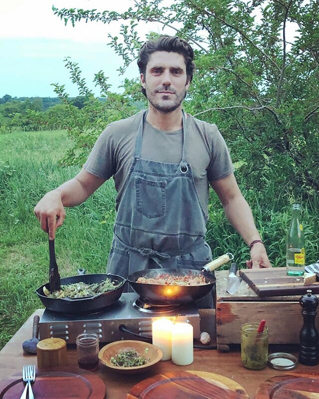 Family dinner is always an occasion on location 🌱😊 loving our campsite pop up kitchen at New Forest Farms- keeping it simple with pesto asparagus &amp; toast from the farm thick cut summer tomato pasta with micro greens