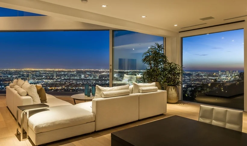 sharp-modern-home-with-killer-views-of-los-angeles-on-world-of-architecture__________________________.jpg