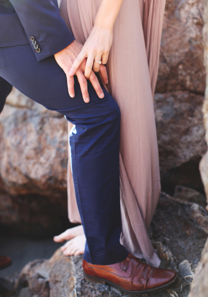 malibu southern california engagement photography oceanside cliff sunflower field