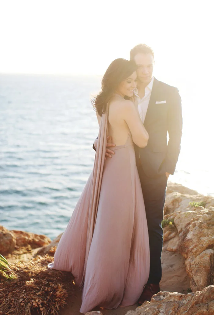 malibu southern california engagement photography oceanside cliff sunflower field