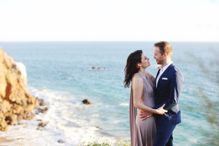 malibu southern california engagement photography oceanside cliff sunflower field
