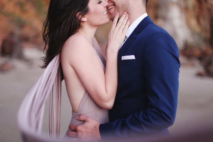 malibu southern california engagement photography oceanside cliff sunflower field