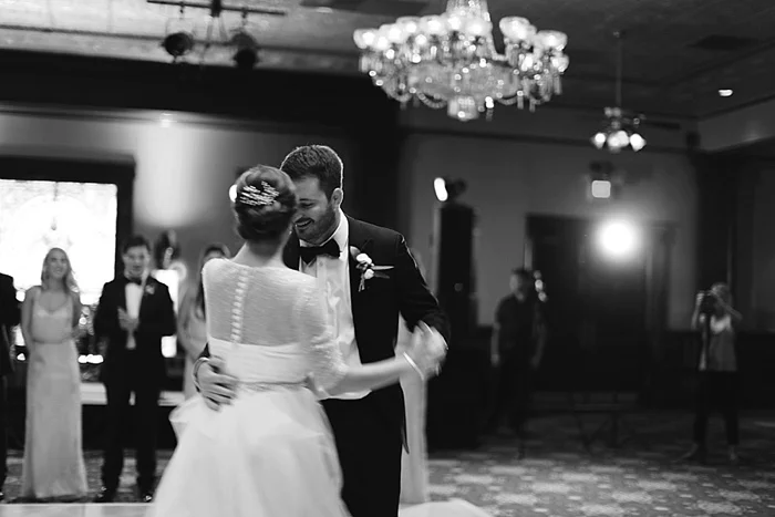 glamorous black tie navy gold and peach downtown orlando wedding photography