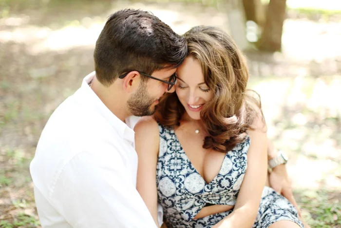 summertime romantic woodsy engagement session