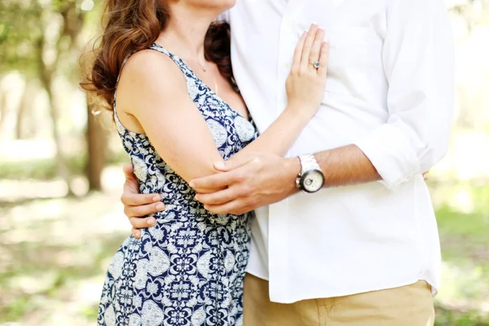 summertime romantic woodsy engagement session