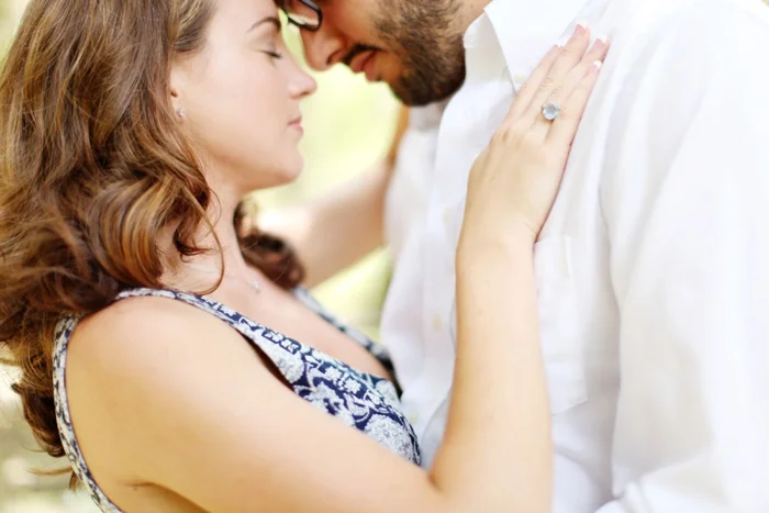 summertime romantic woodsy engagement session