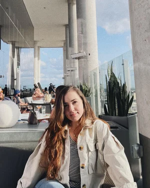 my first ever Orlando vacation, very strange to grow up here and now when I’m in town it’s a vacation. still not used to living somewhere new but also it feels like I’ve always lived on the mountain with mark and Benny. anyway, here