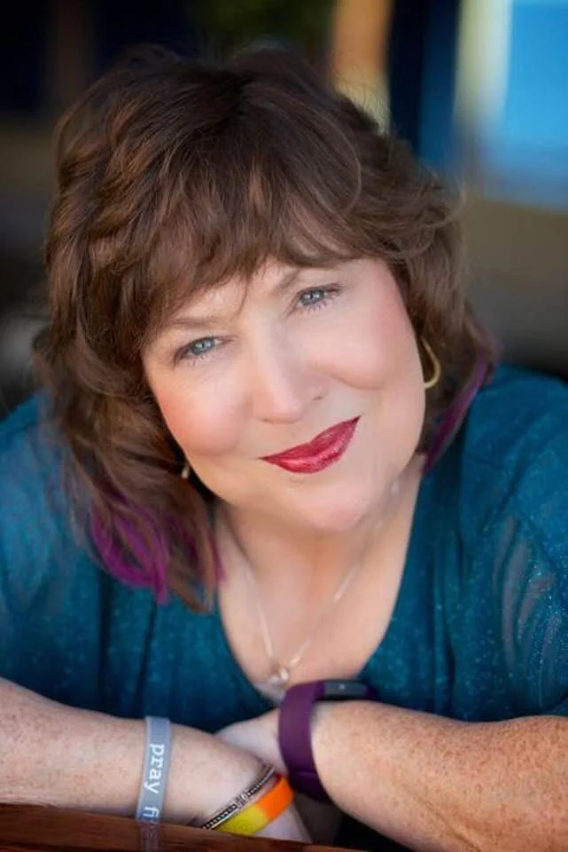 Dr Beth America's Teenologist GIFT: Her new book “Embracing Defiance”