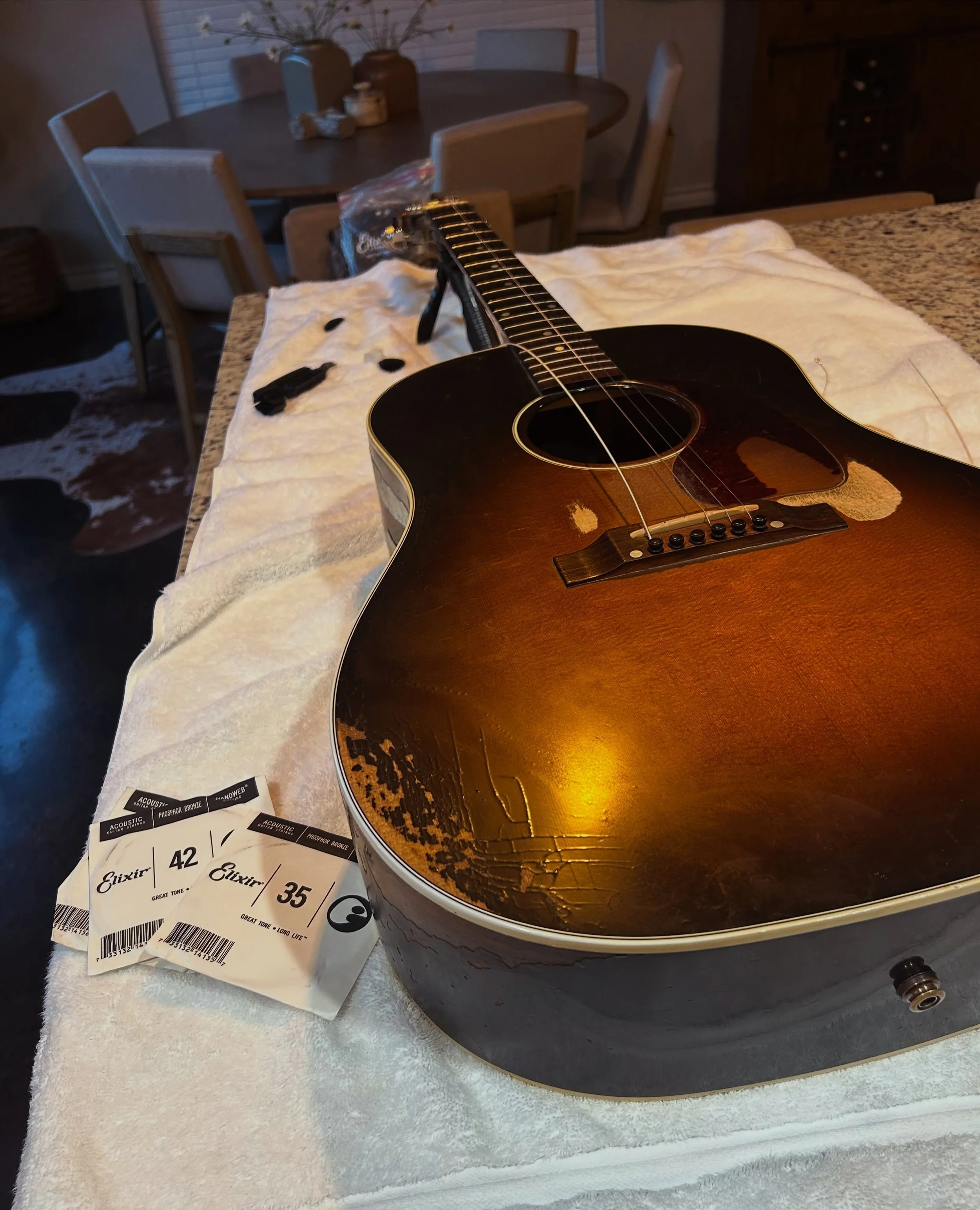 She&rsquo;s getting new strings&hellip;it was long overdue!
