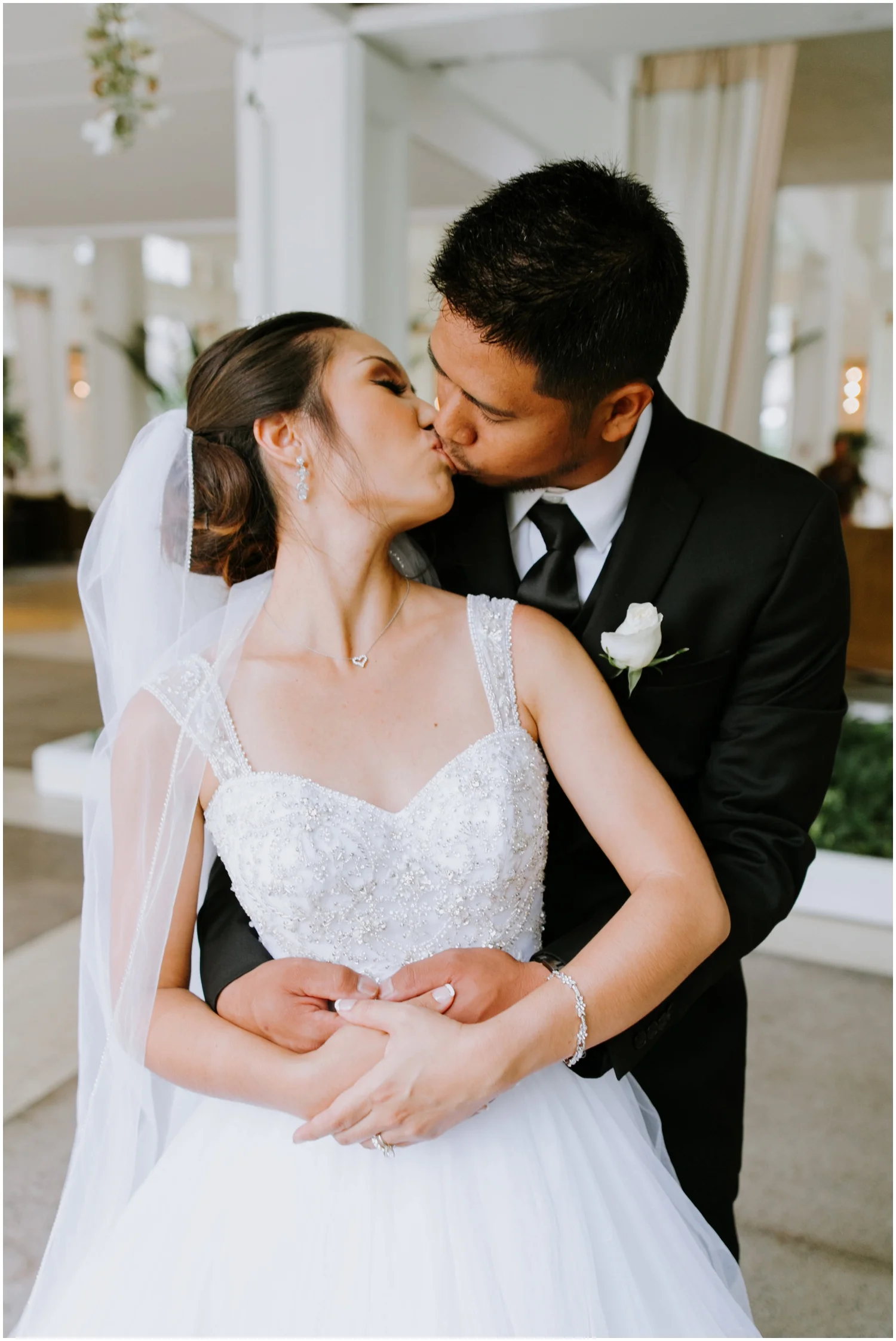 Halekulani Hotel Wedding Photos, Waikiki Hawaii Wedding Photographer, Hawaii Wedding Photographer, Hawaii Wedding Photos, Hotel Wedding in Hawaii, Halekulani Hotel, Waikiki Wedding