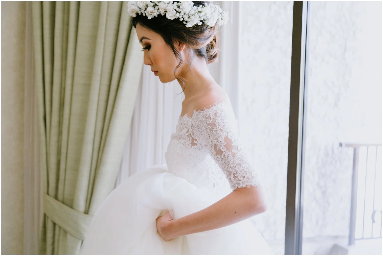Honolulu Hawaii Wedding, Honolulu Hawaii Wedding Photographer, Cafe Julia Wedding in Hawaii, Hawaii Wedding Photographer, Hawaii Wedding Photos, Hawaii Elopement, Honolulu Photographer