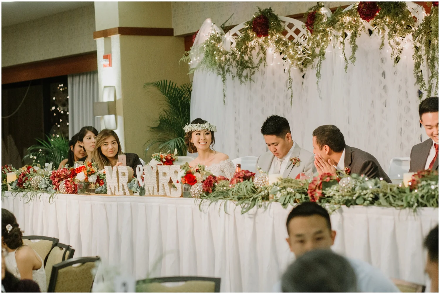 Honolulu Hawaii Wedding, Honolulu Hawaii Wedding Photographer, Cafe Julia Wedding in Hawaii, Hawaii Wedding Photographer, Hawaii Wedding Photos, Hawaii Elopement, Honolulu Photographer