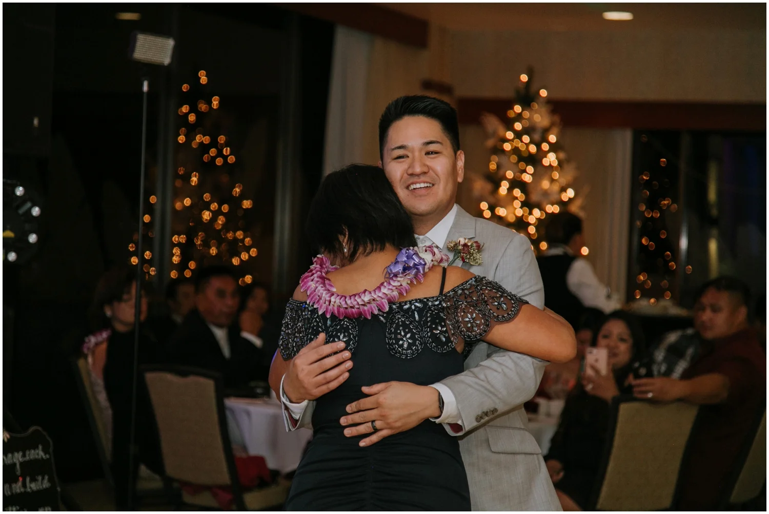 Honolulu-Hawaii-Wedding-Photographer_0102.jpg