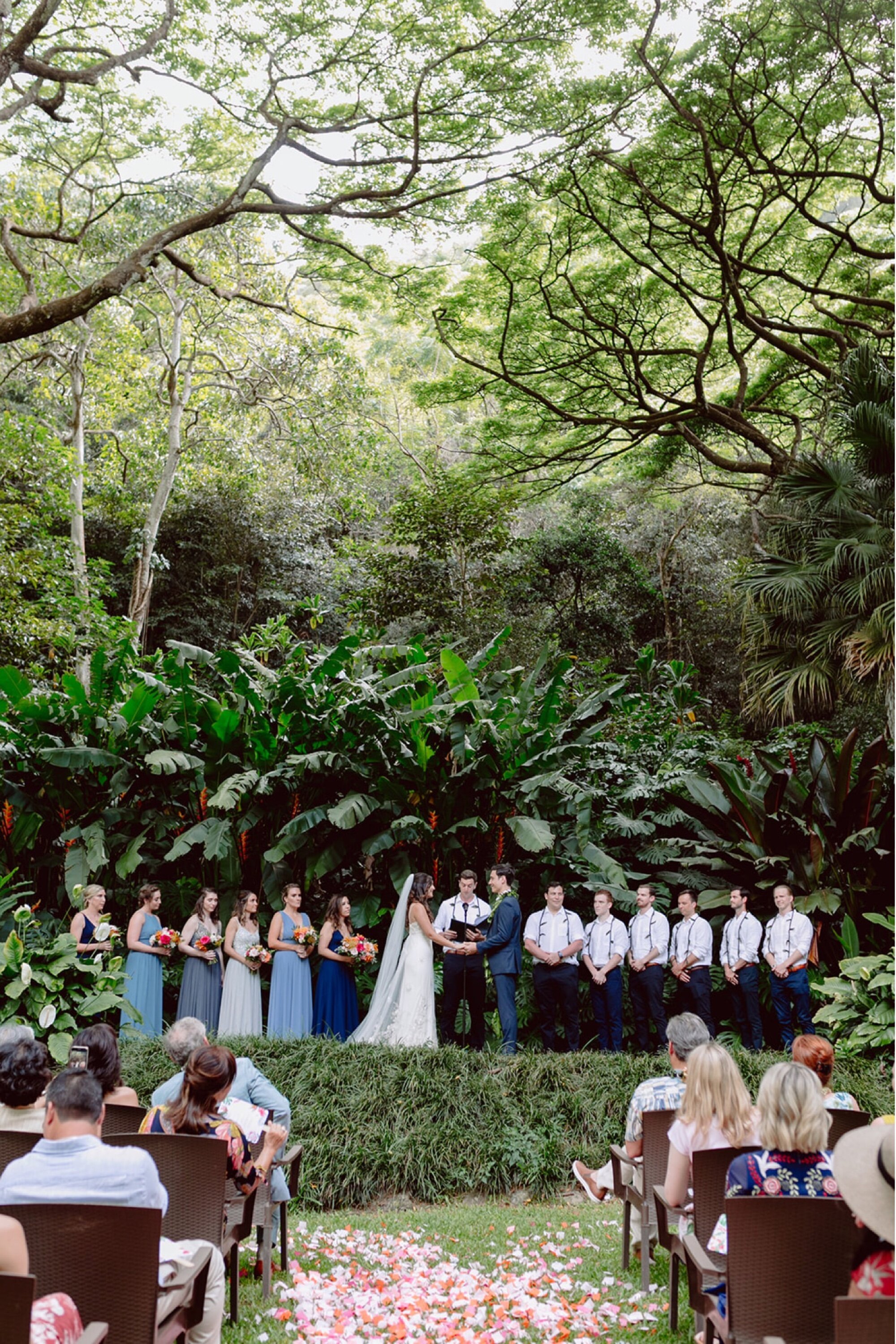 Waimea-valley-oahu-hawaii-wedding-photographer