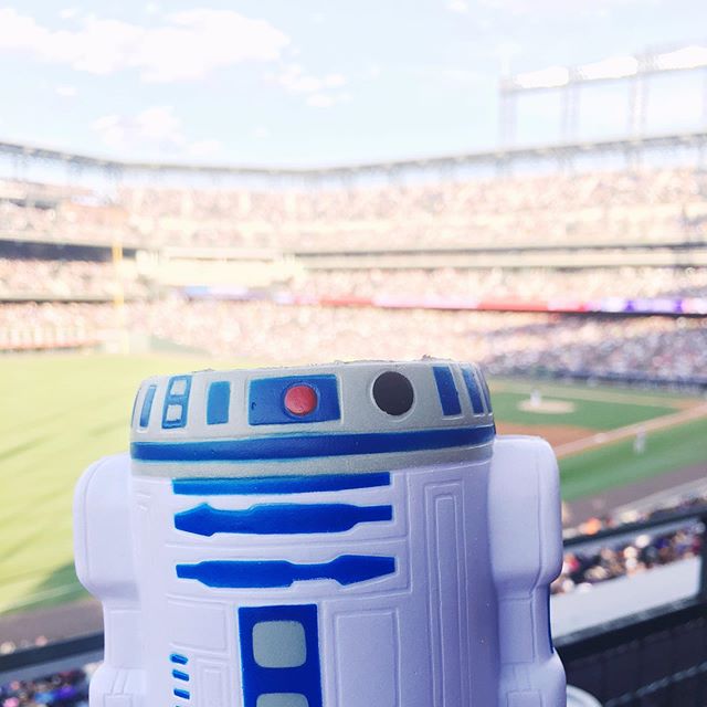 Star Wars night at the ballpark. #gorockies #rockiesbaseball #starwarsnightattheballpark #evilbochyfett #invasionofthecalifornians #agalaxyfarfaraway #r2d2 #yesthatsakoozie