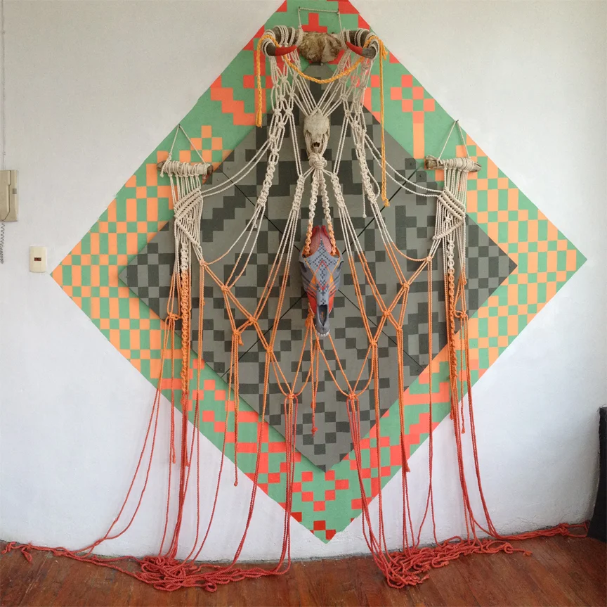 MIGRACIÓN CINÉTICA - Latex, board, dyed cotton rope, horse skull, sea turtle skull, goats feet, & cow skull. 