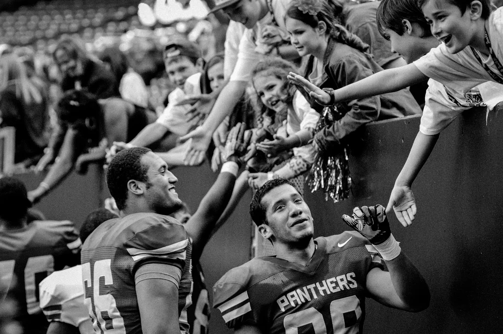 Georgia State Panthers greet eager fans during practice at the Georgia Dome on April 20, 2013.